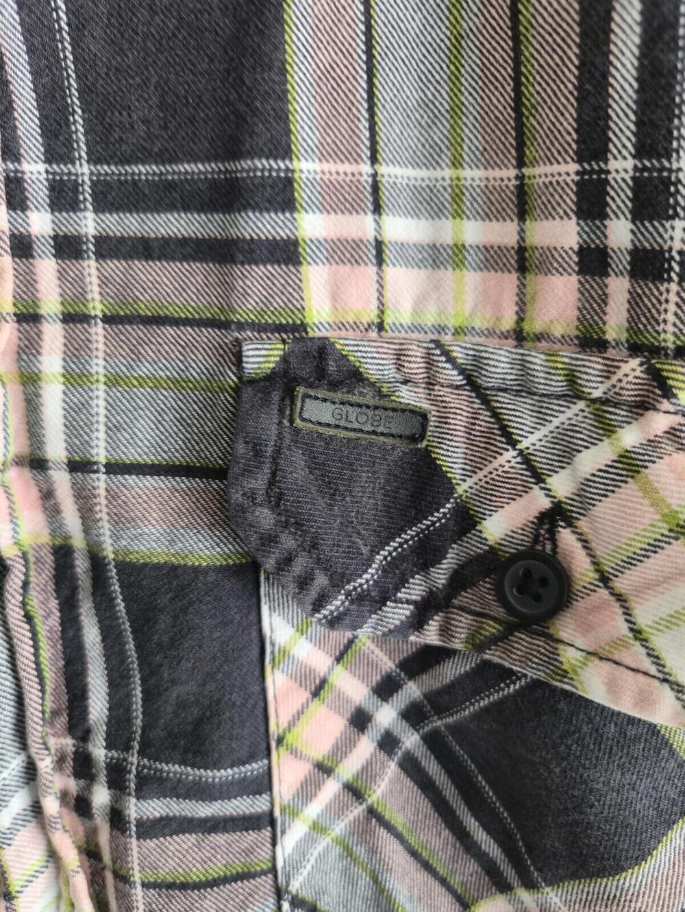 Globe Men's Plaid Button-Up Shirt